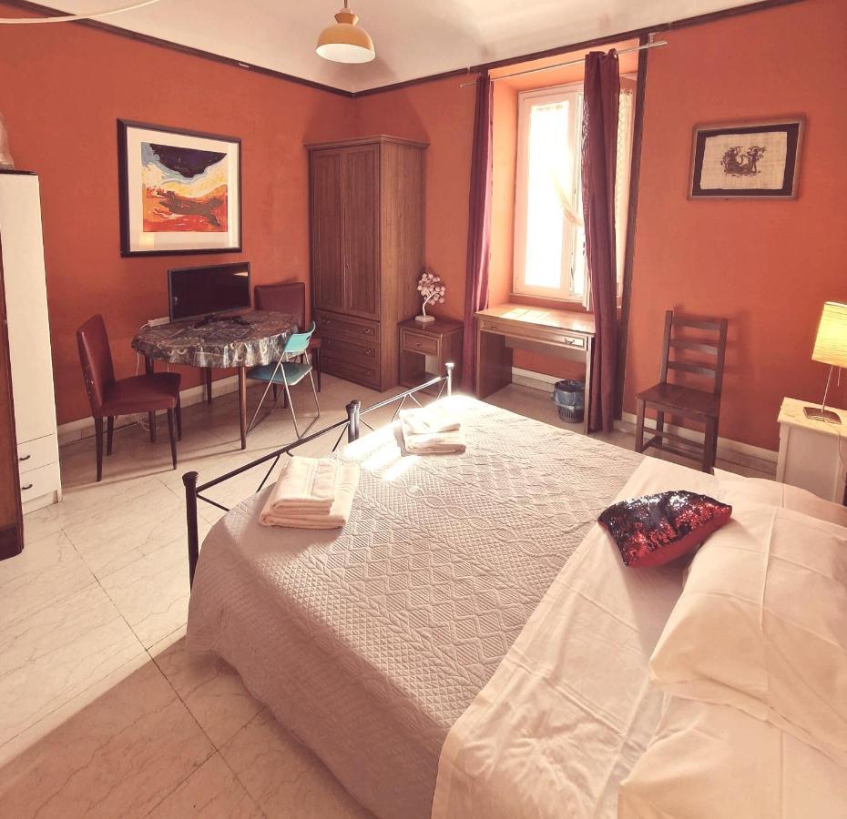 Bed and Breakfast Casa Totti Рим Екстер'єр фото