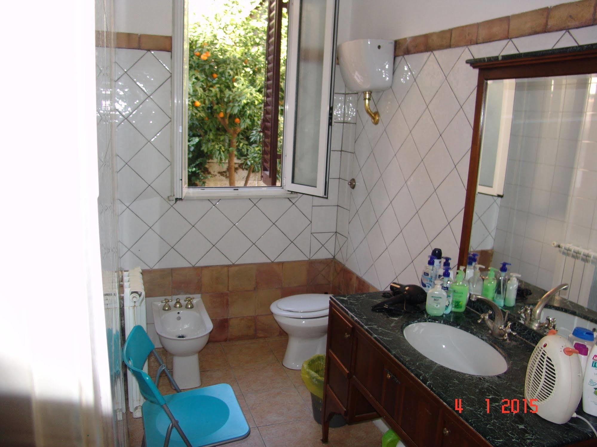 Bed and Breakfast Casa Totti Рим Екстер'єр фото