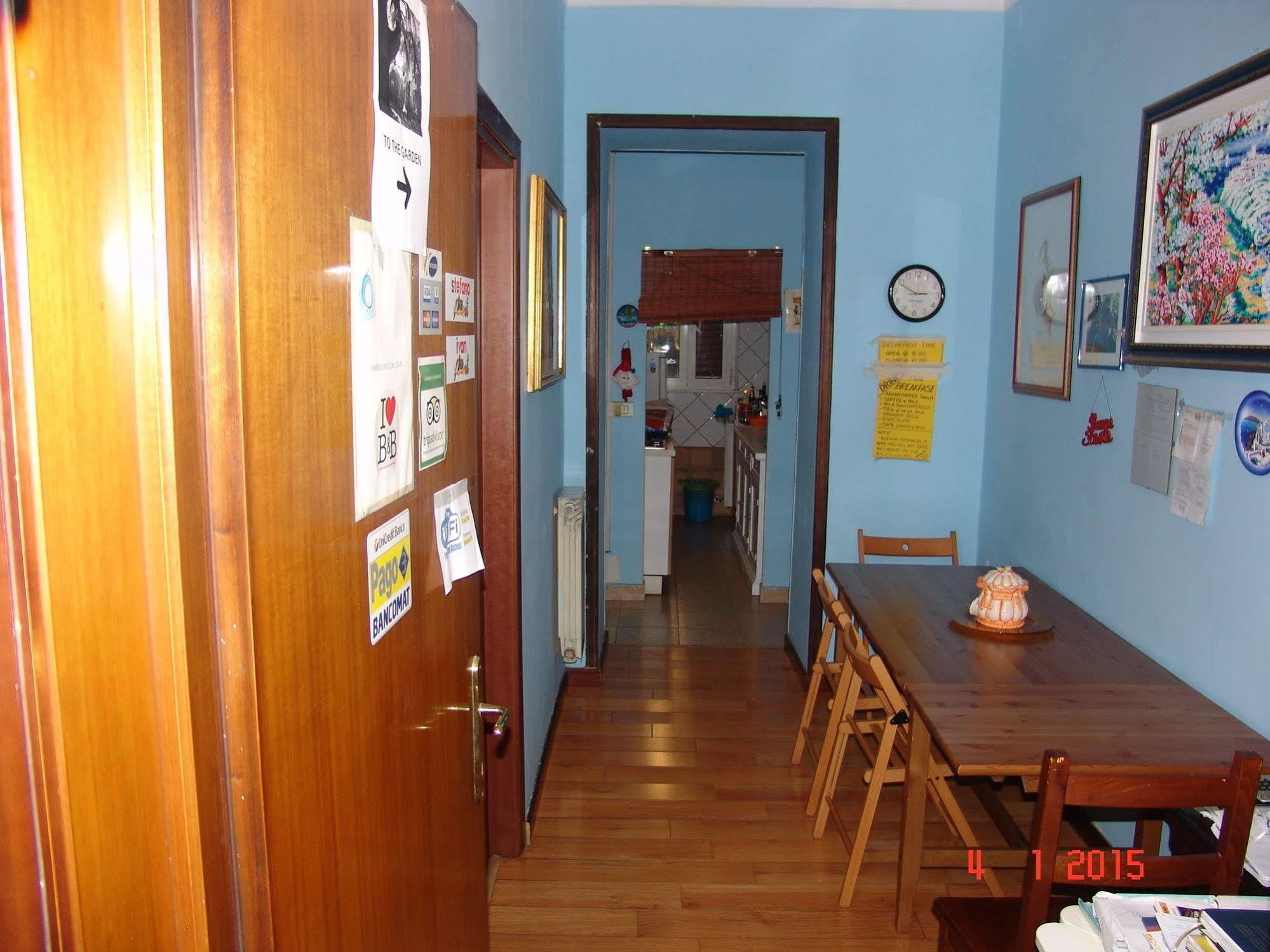 Bed and Breakfast Casa Totti Рим Екстер'єр фото